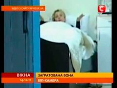 Tymošenková ve vězení na neadtovaném snímku z TV záběrů.