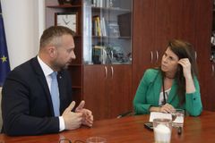 Redaktorka Aktuálně.cz Petra Jaroměřská v rozhovoru s končícím ministrem sociálních věcí Marianem Jurečkou (KDU-ČSL).