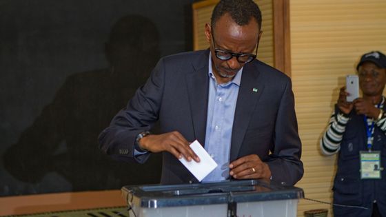 Rwandský prezident Kagame volí v prezidentských volbách