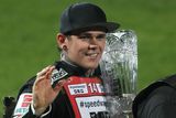 Premiérový triumf v Grand Prix v Praze oslavil britský mladík Tai Woffinden.