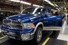 Šéfové GM a Chrysler zváží fúzi. Výměnou za pomoc státu