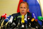 Rusko vyhostilo tři diplomaty z EU, Lavrov mluvil o porušování lidských práv v unii