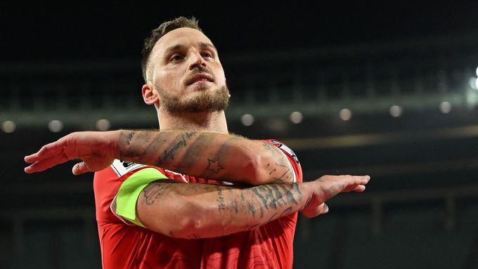 Marko Arnautovic slaví jeden ze svých čtyř gólů.