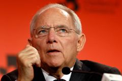 CDU/CSU nominovala Wolfganga Schäubleho do čela Spolkového sněmu