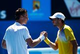 Tomáš Berdych a Guillaume Rufin se zdravím po svém prvním setkání na turnaji ATP.