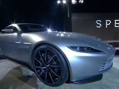Bond bude jezdit v autě Aston Martin DB10