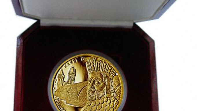 Kilogram zlata může mít i podobu pamětní medaile