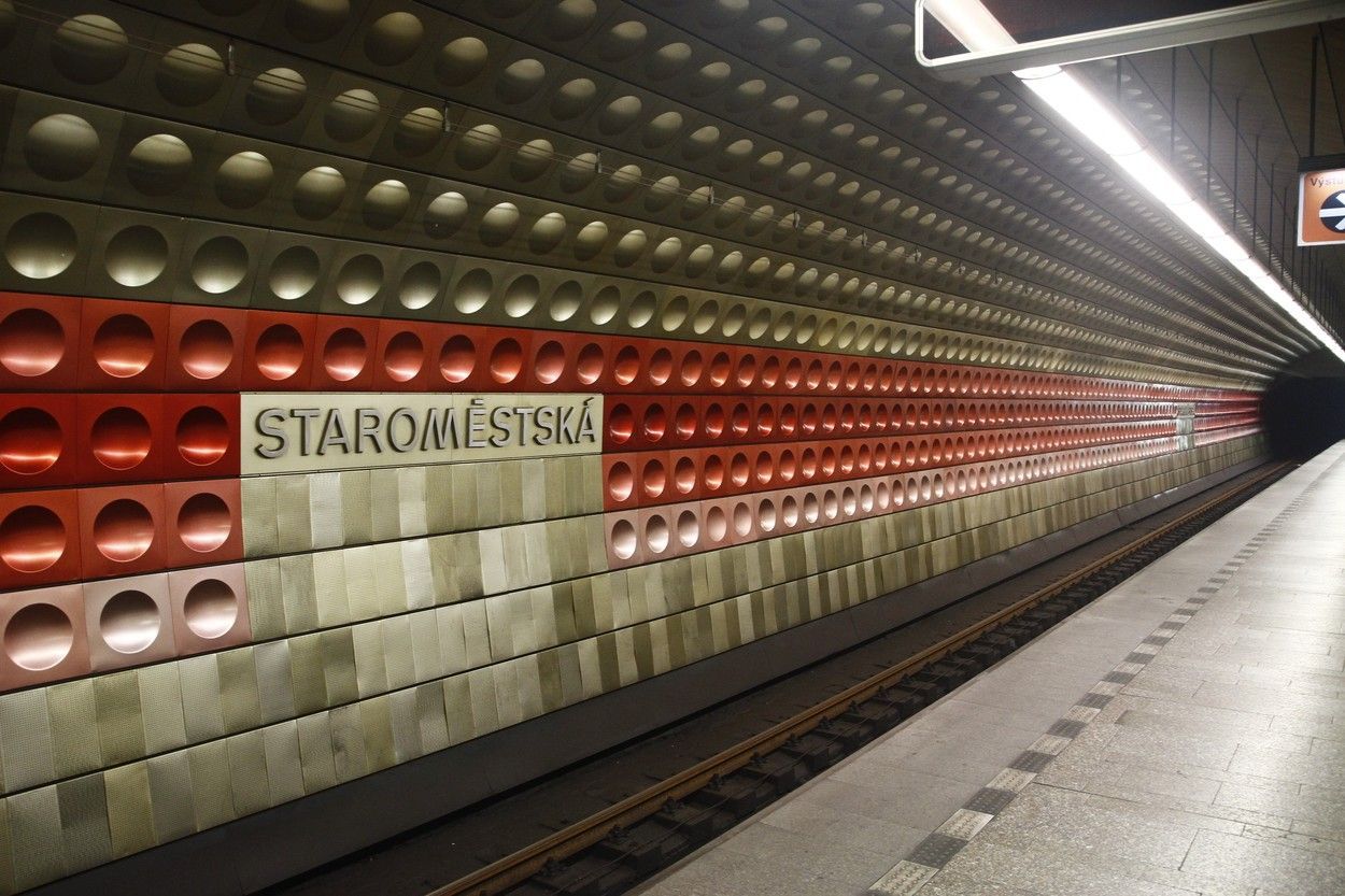 metro Staroměstská