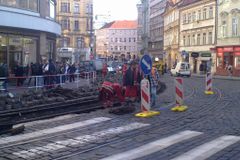 Léto v Praze: Desítky uzavírek a omezení pro řidiče