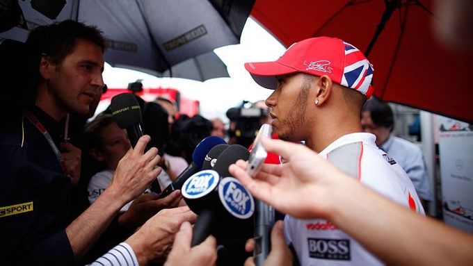 Lewis Hamilton má Hungaroring rád, vyhrál tady už potřetí v kariéře.