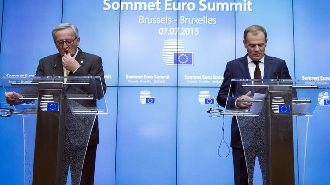 Jean-Claude Juncker a Donald Tusk po skončení úterního summitu.