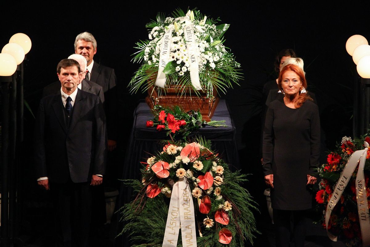 Lubomír Lipský pohřeb v Divadle ABC