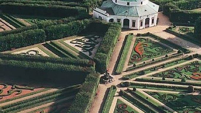 Zahrada kroměřížského zámku.
