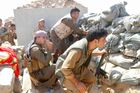 Nebezpečný obrat v severním Iráku. Praha přihlíží, jak se Bagdád a Kurdové zabíjejí českými zbraněmi