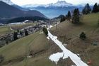 V alpských ski areálech se potýkají s nedostatkem sněhu