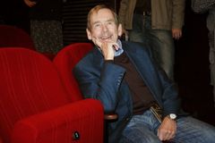 Amatérský herec Havel pozve Maděru na Hrad