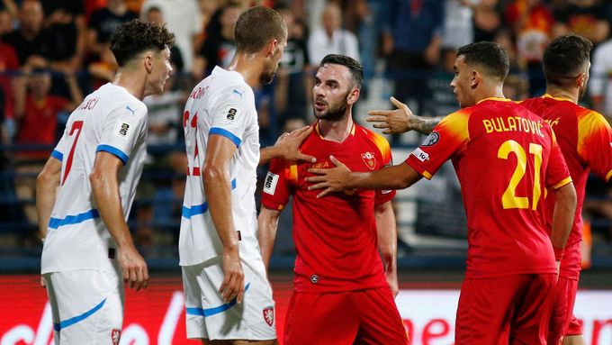 Ladislav Krejčí a Tomáš Souček při zápase v Černé Hoře