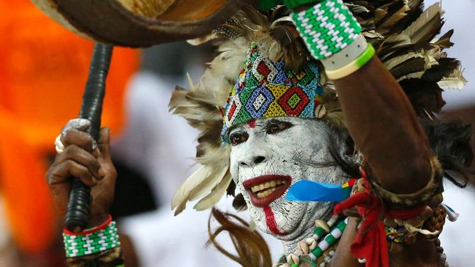 Podívejte se ve fotogalerii na výběr těch nejbláznivějších fanoušků letošního Afrického poháru národů, který tento týden vrcholí v Rovníkové Guineji.