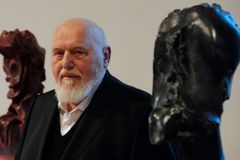 Zemřel jeden z nejvýznamnějších českých exilových umělců Jan Koblasa