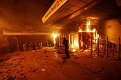 Demonstranti v Chile zablokovali kvůli zdražení metro, město vyhlásilo výjimečný stav