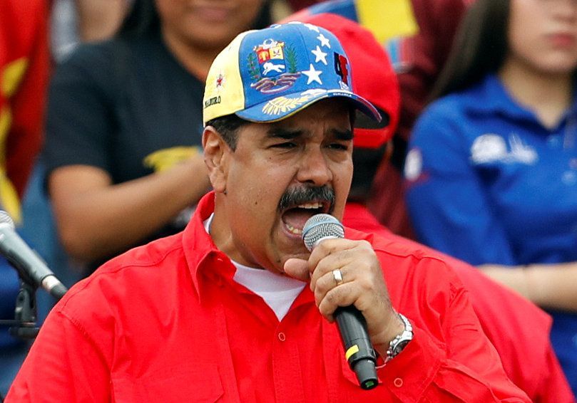 Nicolás Maduro na sobotním shromáždění Venezuelců, podporujících jeho vládu.