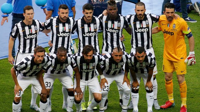 V nominaci jsou z Juventusu Buffon, Tévez, Vidal, Pirlo a Pogba.