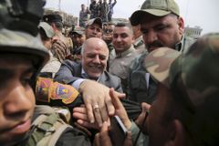 Irácký premiér odmítl pomoc Turecka v bojích o Mosul. Děkujeme, ale zvládneme to sami, řekl
