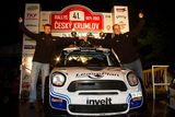 V Rallye Český Krumlov se to nejlépe povedlo Václavu Pechovi s vozem Mini John Cooper Works S2000,který tak vyhrál druhý podnik mezinárodního mistrovství ČR za sebou.