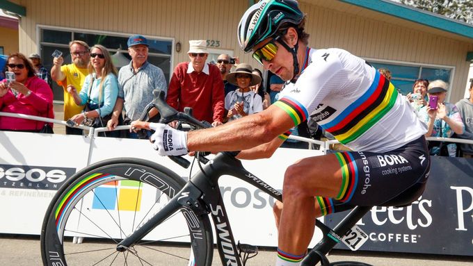 Peter Sagan už na letošní Tour své tradiční kousky předvádět nebude