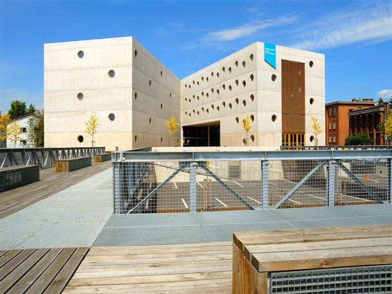 Stavba roku 2009: Studijní a vědecká knihovna v Hradci Králové