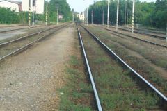 Výluky omezují na Olomoucku cestování vlakem