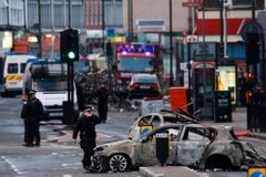 Mladíci chtěli spáchat teroristický útok v Londýně. Dostali doživotí