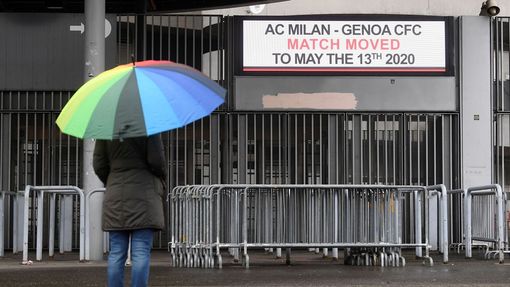 Zápas AC Milán s Janovem se kvůli koronaviru odkládá. (1. března 2020)