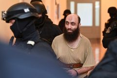 Bývalý pražský imám dostal 14,5 roku vězení za financování terorismu a pomoc k útoku