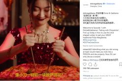 Jíst pizzu hůlkami? Dolce & Gabanna zrušili v Číně přehlídku kvůli obvinění z rasismu