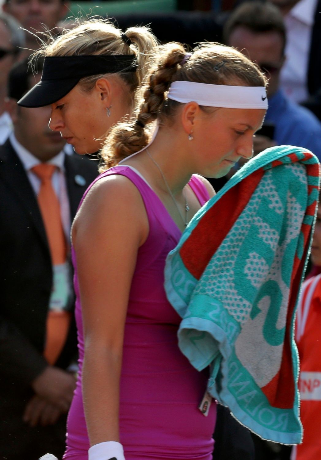 Petra Kvitová a Maria Šarapovová po semifinále French Open 2012