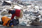 Ozářené Japonce vyhánějí z evakuačních center