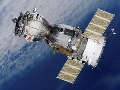 Sojuz TMA - ruská kosmická loď dopravující kosmonauty na vesmírnou stanici.