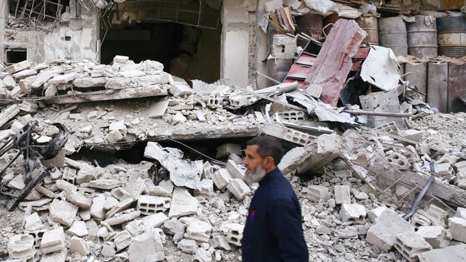 Foto: Peklo na zemi v syrské Ghútě. Vybombardované předměstí Damašku připomíná území po apokalypse