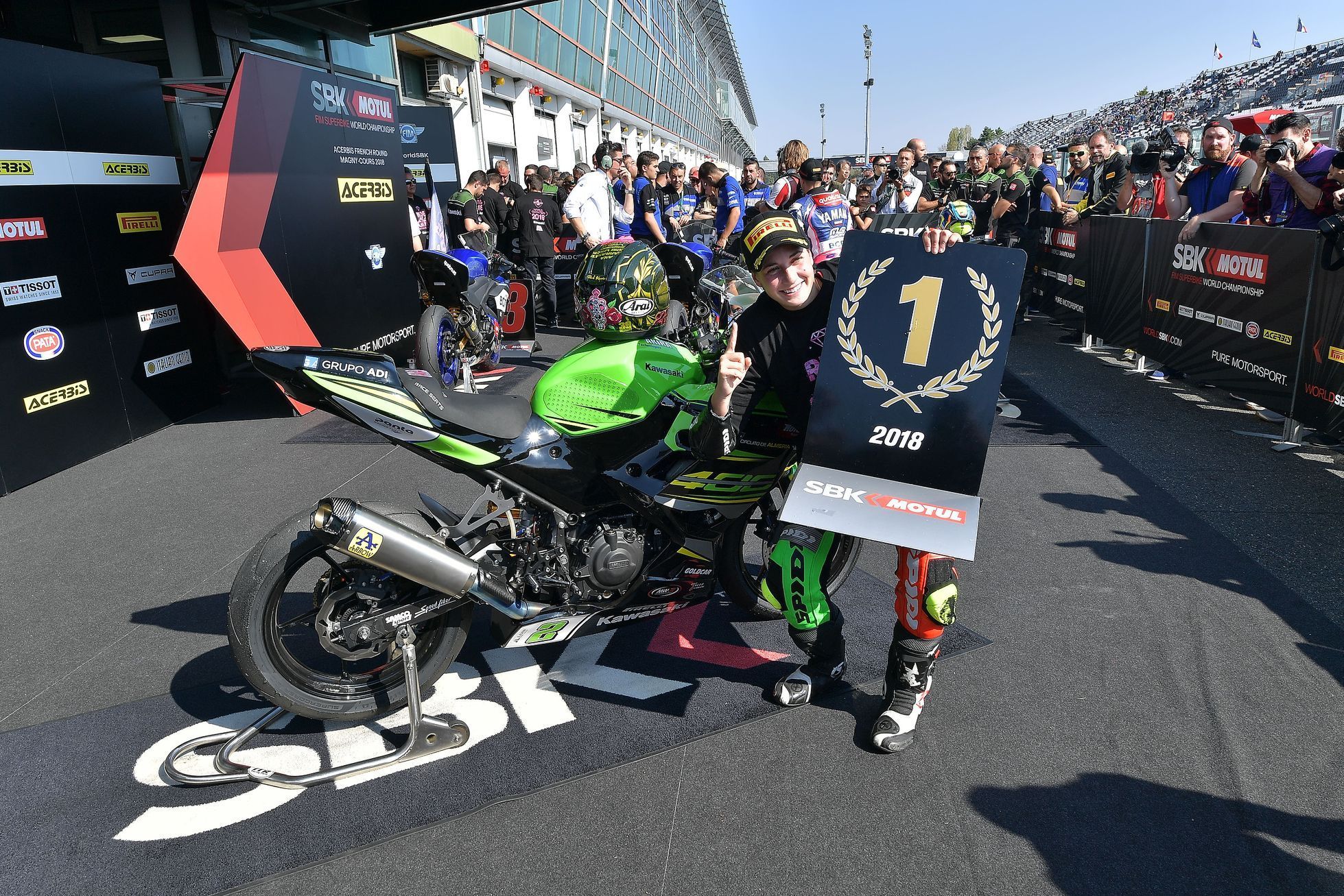 Anna Carrascová slaví titul mistryně světa ve třídě Supersport 300