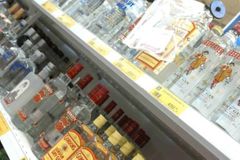 Vodka a rum zdraží o 12 korun za litr, pivo o korunu