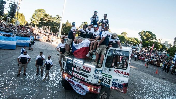 Samotný start týmu Buggyra na Rallye Dakar přišel na 16 milionů korun, ale celoroční provoz stáje přijde na stovky milionů.