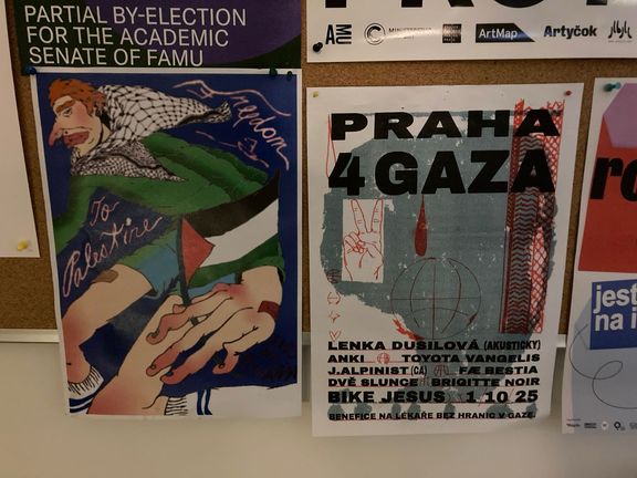 Protest propalestinských studentů na pražském FAMU