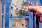 Odpůrců eura v Česku přibývá. Chce ho jen čtvrtina lidí