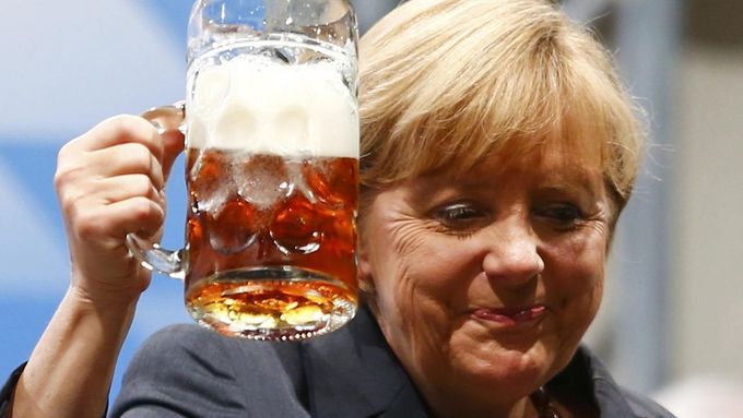 Angela Merkelová na loňském Oktoberfestu.