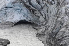 Češi popsali paradox: Grónský ledovec taje kvůli oteplování. K němu ale sám přispívá
