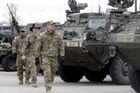 Konvoj armády USA překročí české hranice v neděli dopoledne