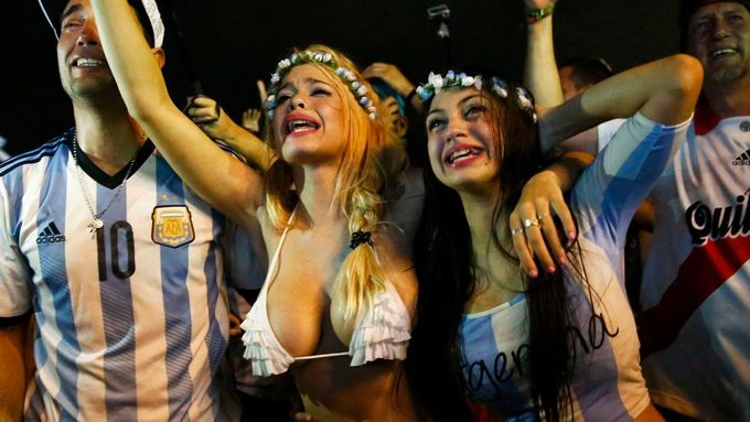 FOTO Argentinské krásky plakaly štěstím z postupu do finále