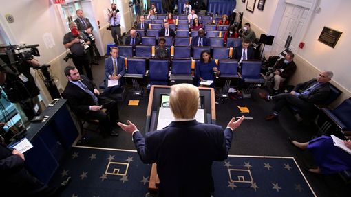 Americký prezident Donald Trump na tiskové konferenci ke koronaviru