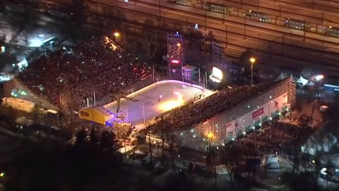 Helsinky hostily historicky první zápas pod širým nebem v KHL.